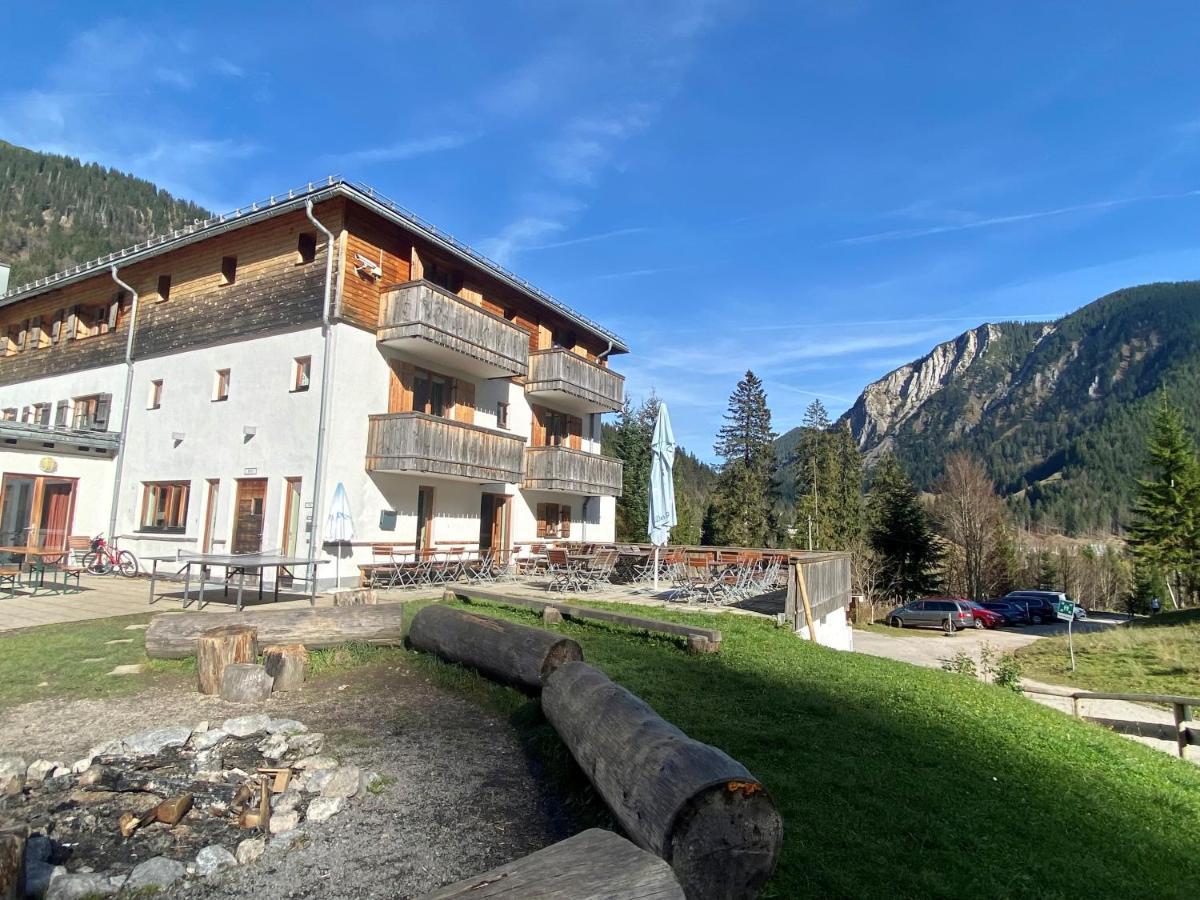 Blsv Sportcamp Direkt Am Kurvenlift Hostel Schliersee Exterior photo