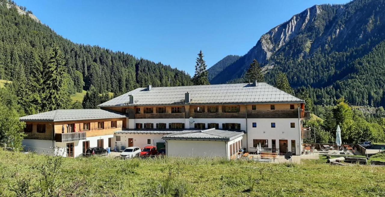 Blsv Sportcamp Direkt Am Kurvenlift Hostel Schliersee Exterior photo